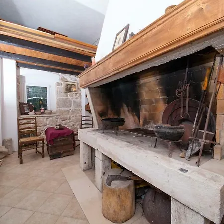 Old Stone House Mario Σπίτι διακοπών *